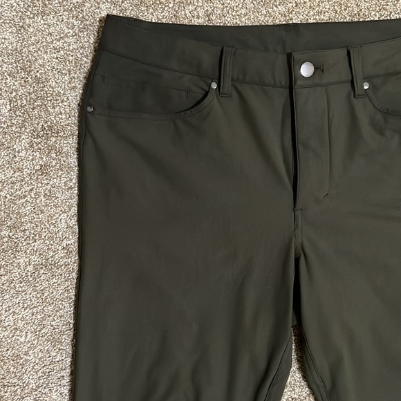 Lululemon ABC Slim-Fit Pant 32x30 Warpstreme Dark Olive - Picture 3 of 5